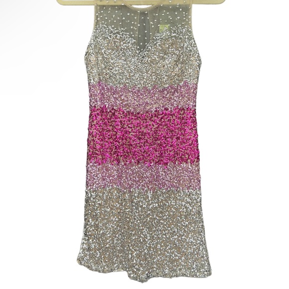 Sherri Hill Dresses & Skirts - SHERRI HILL DRESS with sequins!! #8439 NWT! Size 4. Pink / white / silver